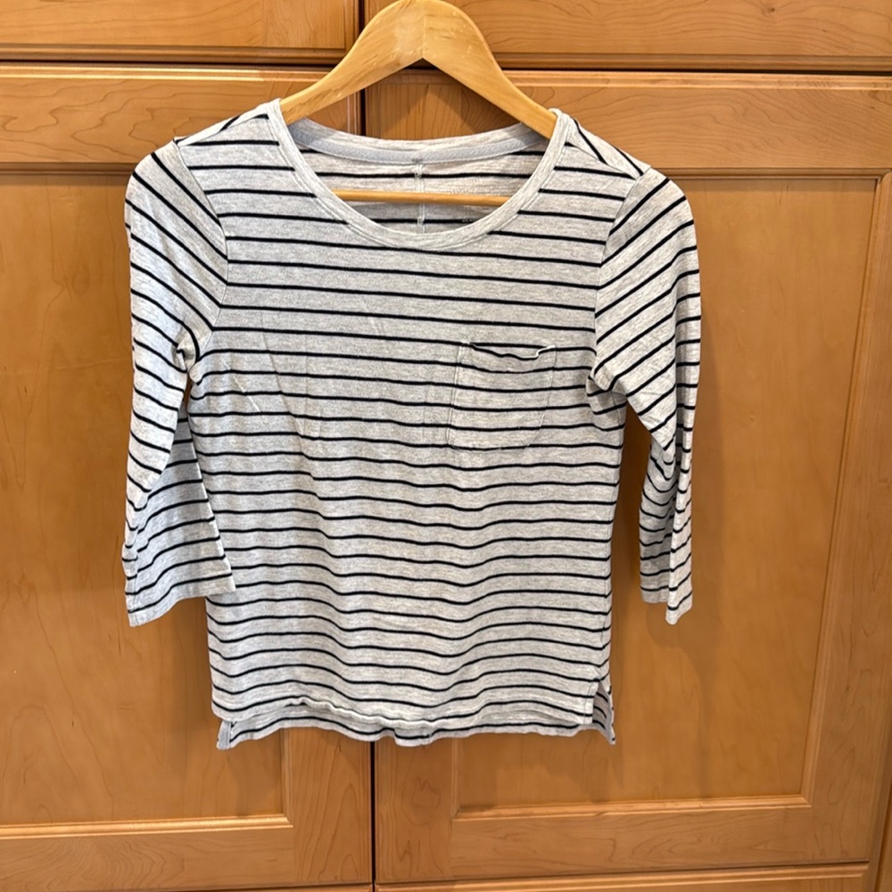 Banana Republic half sleeve Malibu tee
